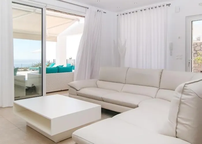 La Residenzia بيت للعطل *