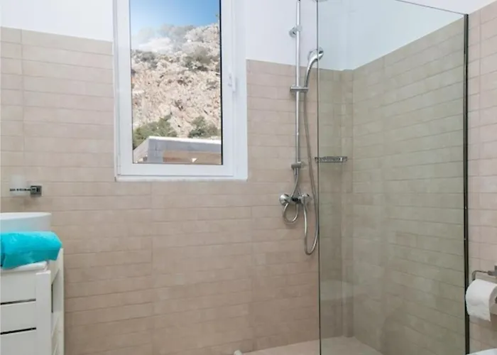 La Residenzia بيت للعطل